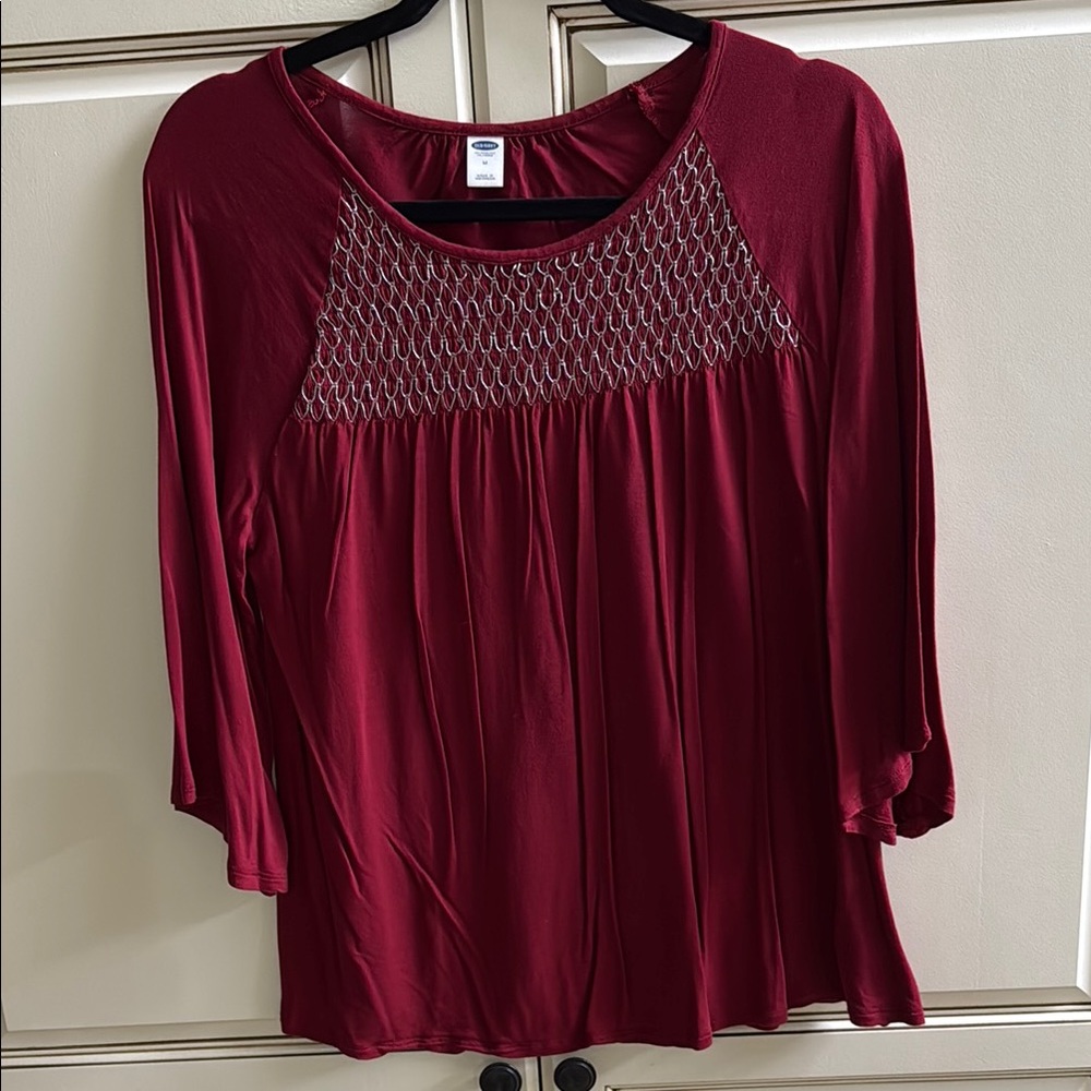 Women's Burgundy Top